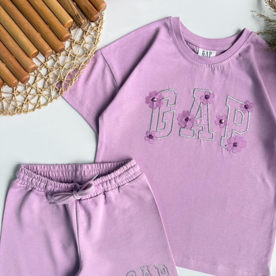 Çiçekli GAP Şortlu Takım