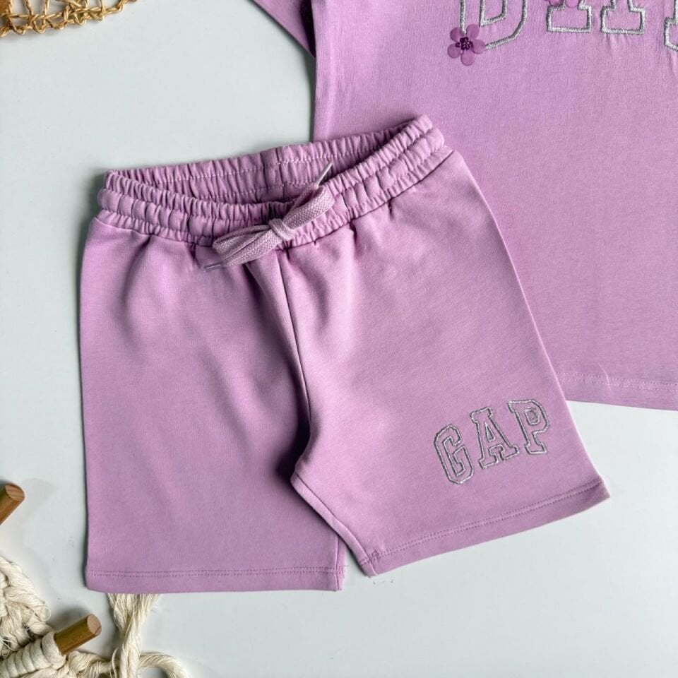 Çiçekli GAP Şortlu Takım