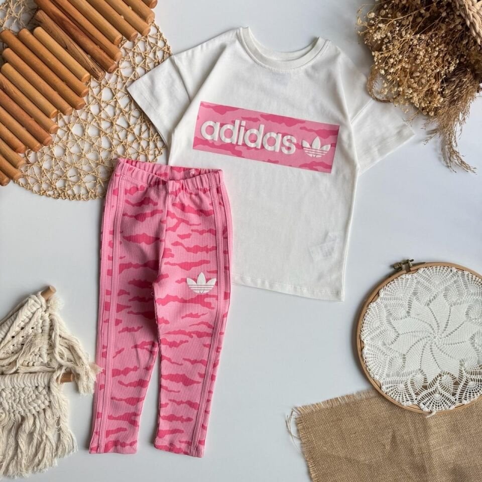 Adidass Taytlı Desenli Takım