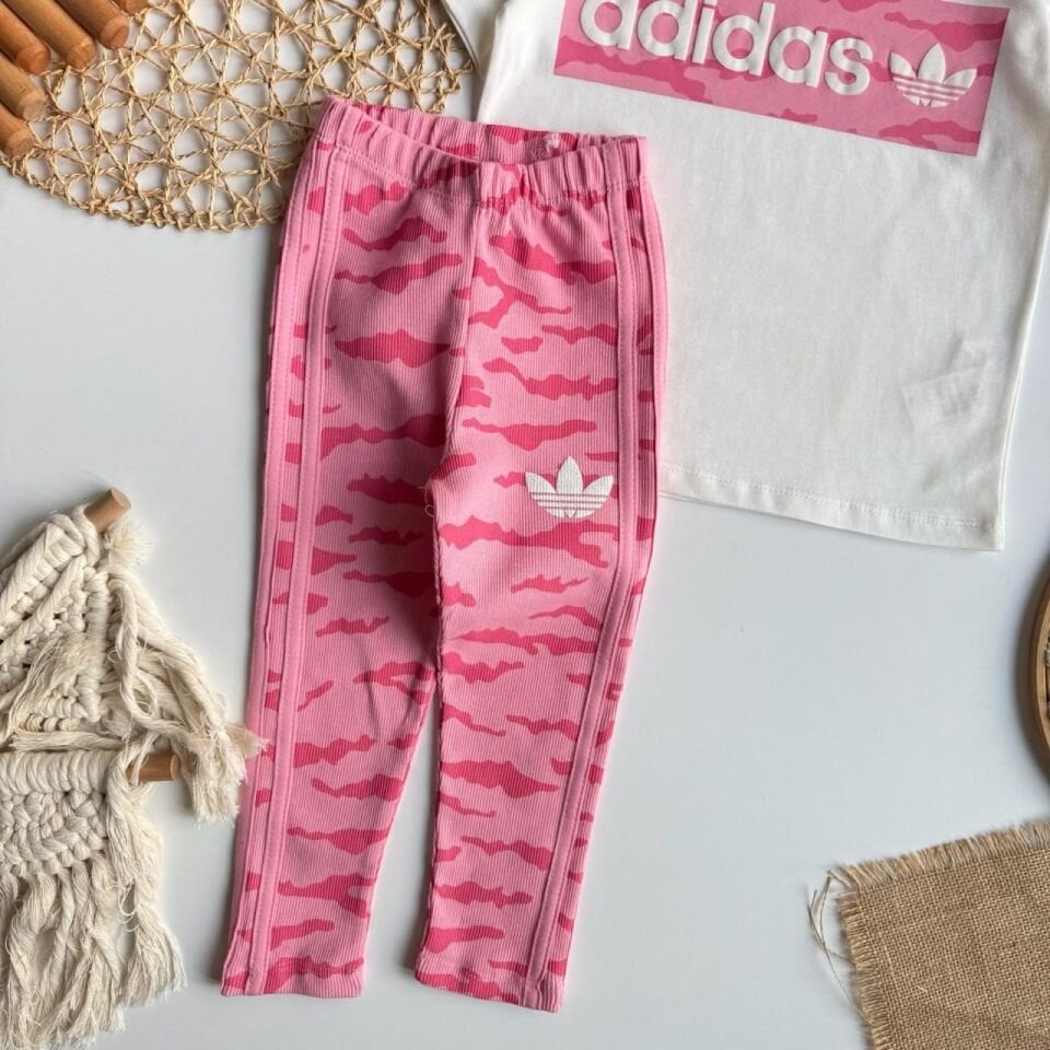 Adidass Taytlı Desenli Takım