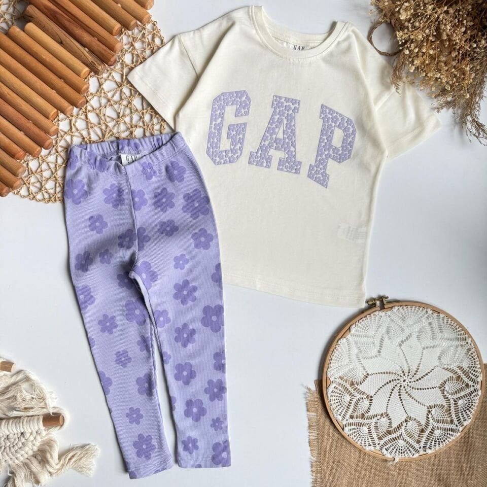 GAP Çiçek Desenli Takım