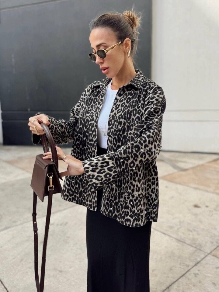 Leopar Taşlı Denim Ceket Gömlek