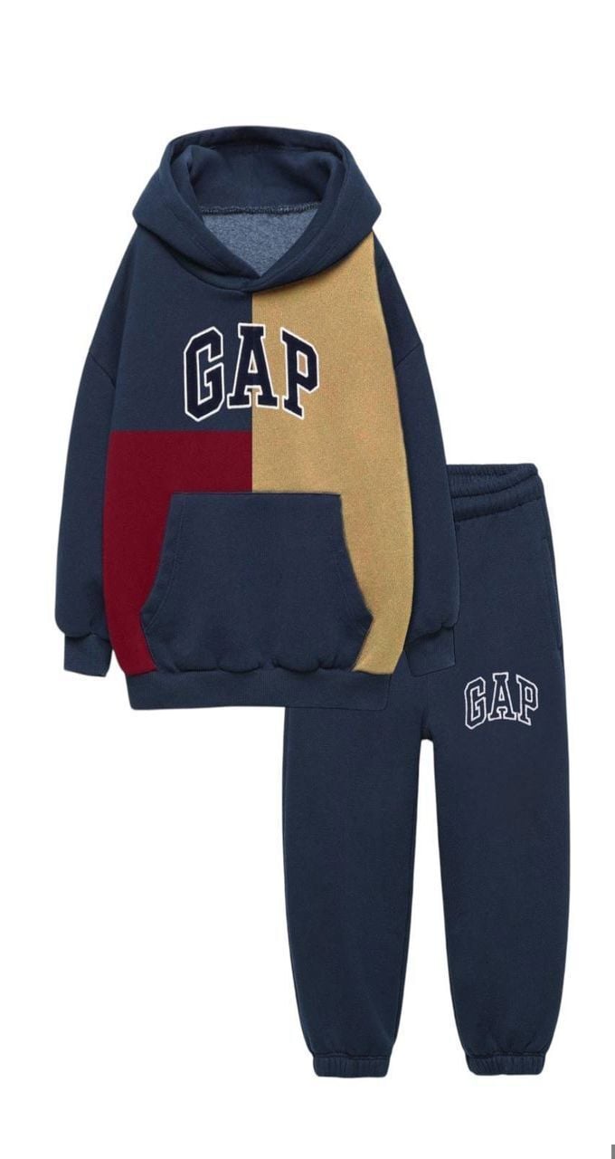 Üç Renkli Pamuklu Takım