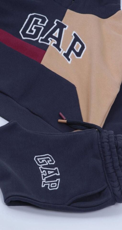 Üç Renkli Pamuklu Takım