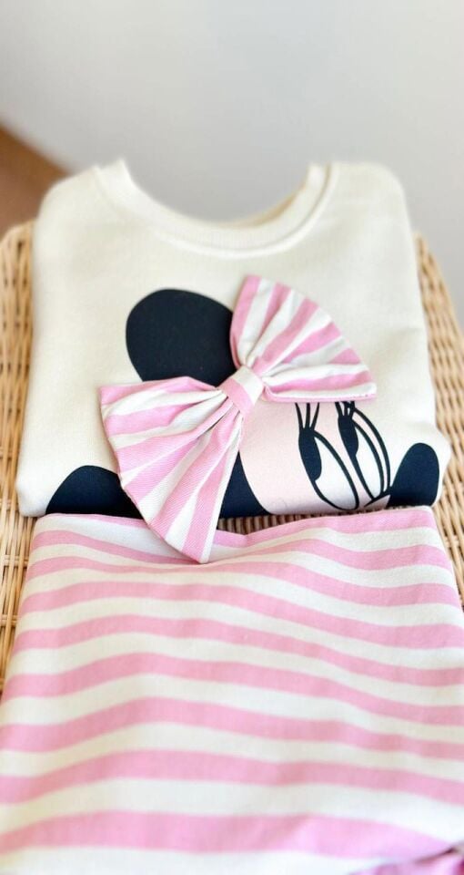 Minnie Mause  Pembe Çizgili Takım