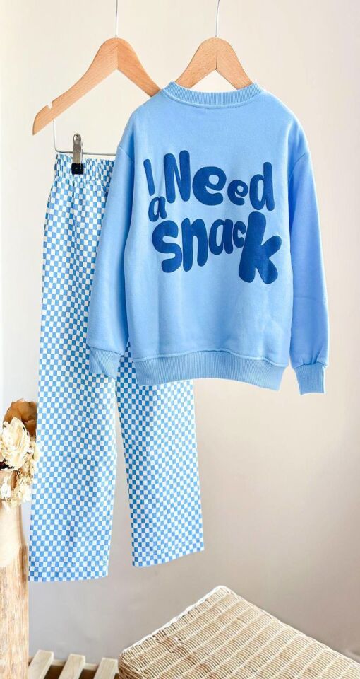 I NEED SNACK Sweatshirt ve Dokuma Pantolon