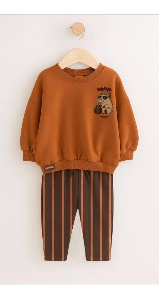 Capybara Üç İplik Takım