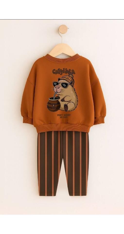 Capybara Üç İplik Takım