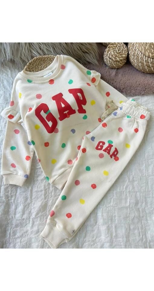 Puantiyeli Üç İplik Pamuklu Takım