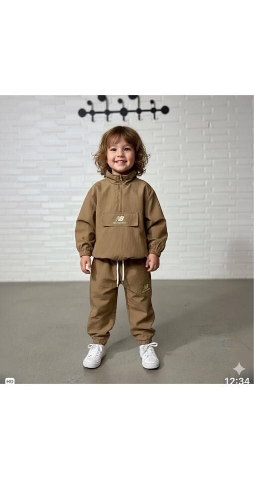 Paraşüt Kumaş Mevsimlik Eşofman Takımı