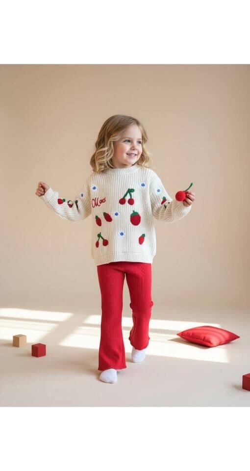 Merci Yazılı Meyve Nakış Triko Takım