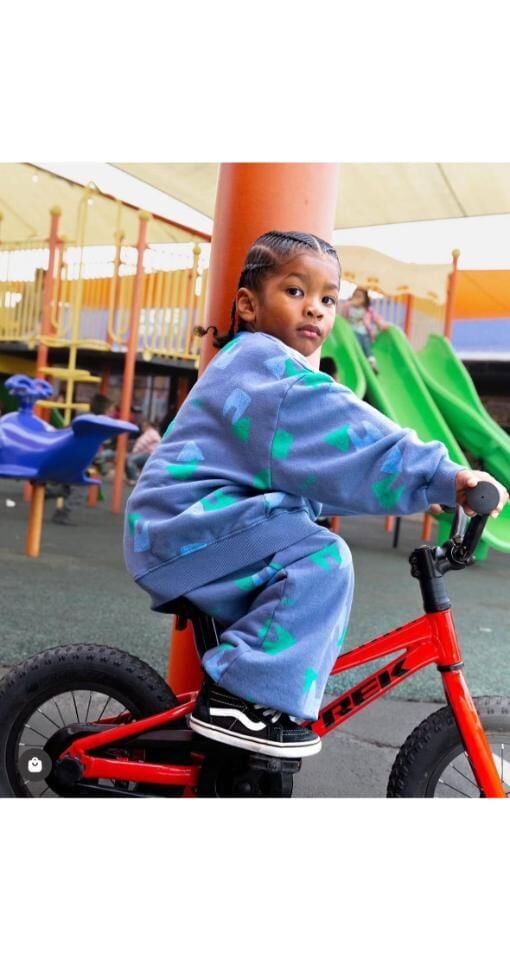 Geometrik Desen Takım