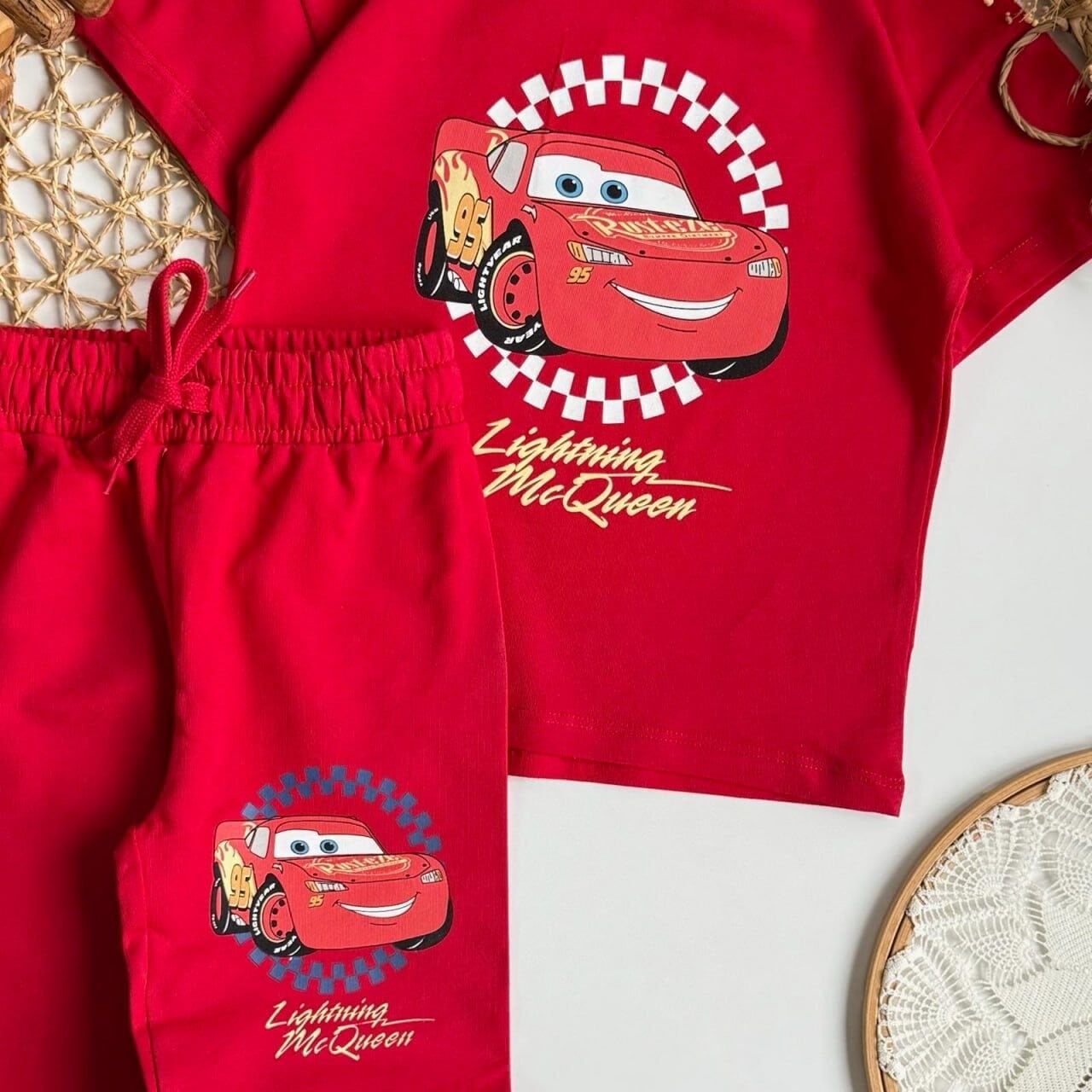 Şimşek Mcqueen takım